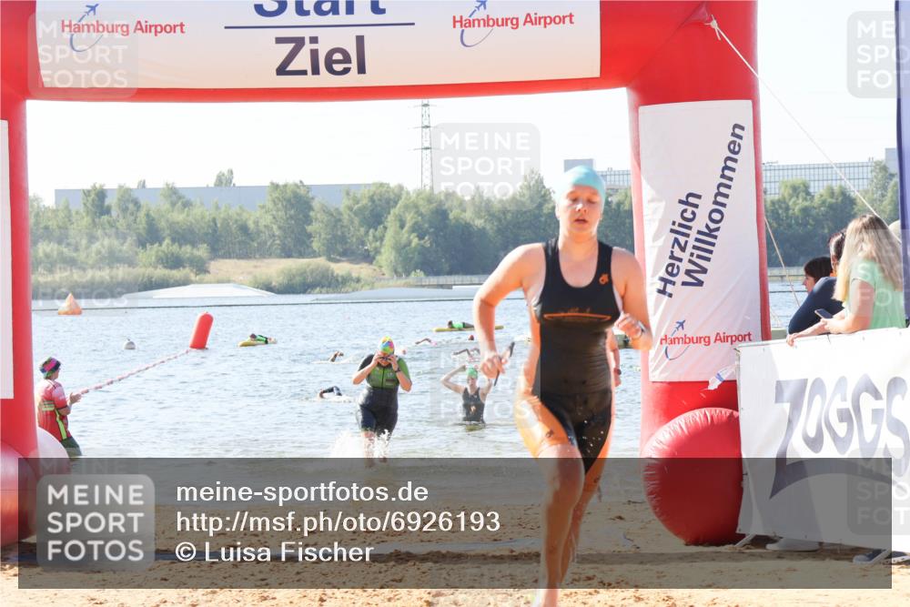 01.09.2024 - 17. Tribühne Triathlon Luisa Fischer http://msf.ph/oto/6926193 01.09.2024 10:55:20 Schwimmen 362, 363, 406, 413 meine-sportfotos.de