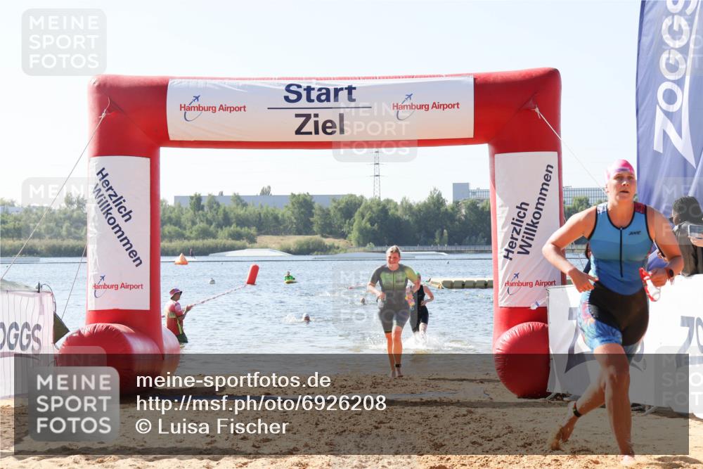 01.09.2024 - 17. Tribühne Triathlon Luisa Fischer http://msf.ph/oto/6926208 01.09.2024 10:55:24 Schwimmen 362, 363, 406, 413 meine-sportfotos.de