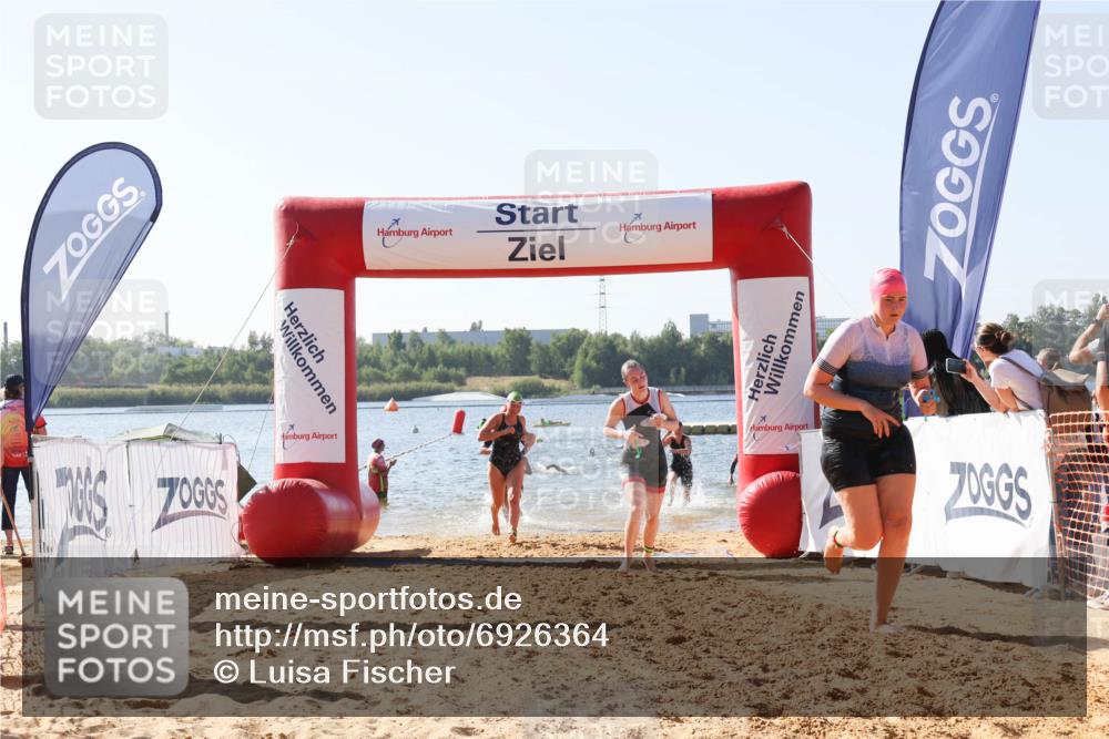01.09.2024 - 17. Tribühne Triathlon Luisa Fischer http://msf.ph/oto/6926364 01.09.2024 10:56:26 Schwimmen 308, 326, 332, 342, 360, 417, 1479 meine-sportfotos.de