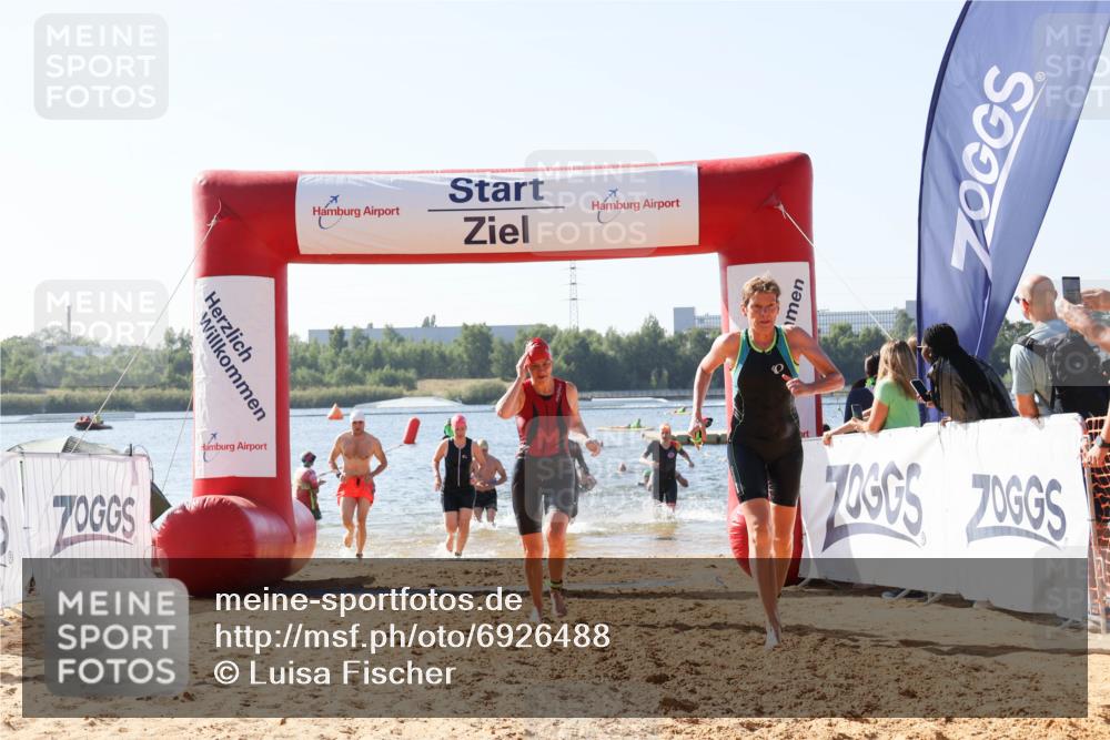 01.09.2024 - 17. Tribühne Triathlon Luisa Fischer http://msf.ph/oto/6926488 01.09.2024 10:57:49 Schwimmen 358, 373, 376, 404, 408, 411, 431, 442 meine-sportfotos.de