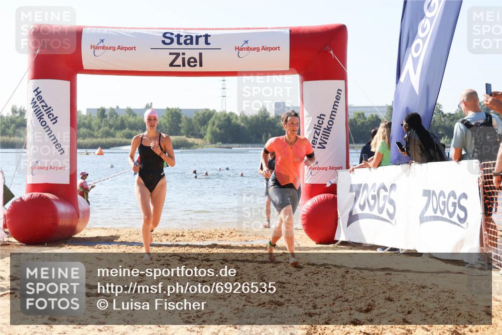 01.09.2024 - 17. Tribühne Triathlon Luisa Fischer http://msf.ph/oto/6926535 01.09.2024 10:58:04 Schwimmen 315, 324, 358, 373, 387, 404, 415 meine-sportfotos.de