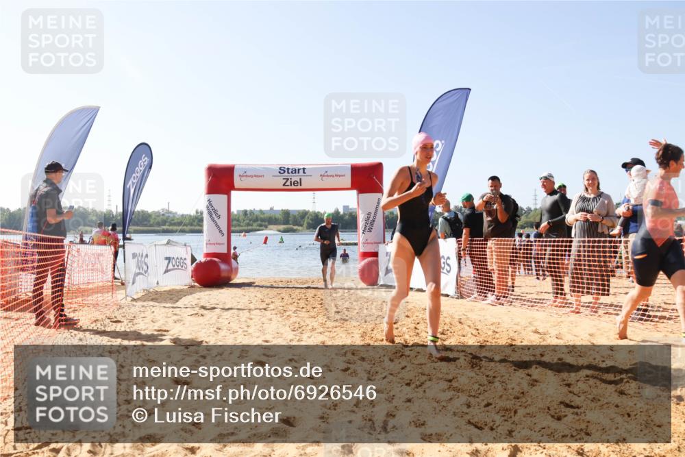 01.09.2024 - 17. Tribühne Triathlon Luisa Fischer http://msf.ph/oto/6926546 01.09.2024 10:58:06 Schwimmen 315, 324, 387, 404, 415 meine-sportfotos.de