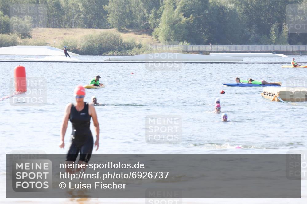 01.09.2024 - 17. Tribühne Triathlon Luisa Fischer http://msf.ph/oto/6926737 01.09.2024 10:59:43 Schwimmen 377 meine-sportfotos.de
