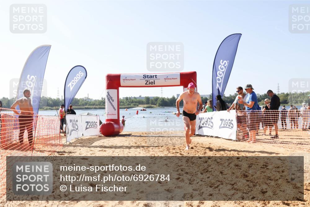 01.09.2024 - 17. Tribühne Triathlon Luisa Fischer http://msf.ph/oto/6926784 01.09.2024 11:00:02 Schwimmen 443 meine-sportfotos.de