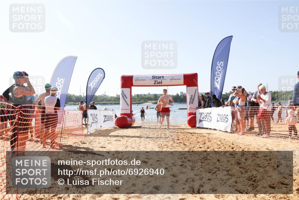 01.09.2024 - 17. Tribühne Triathlon Luisa Fischer http://msf.ph/oto/6926940 01.09.2024 11:01:18 Schwimmen 322, 350, 393, 403 meine-sportfotos.de