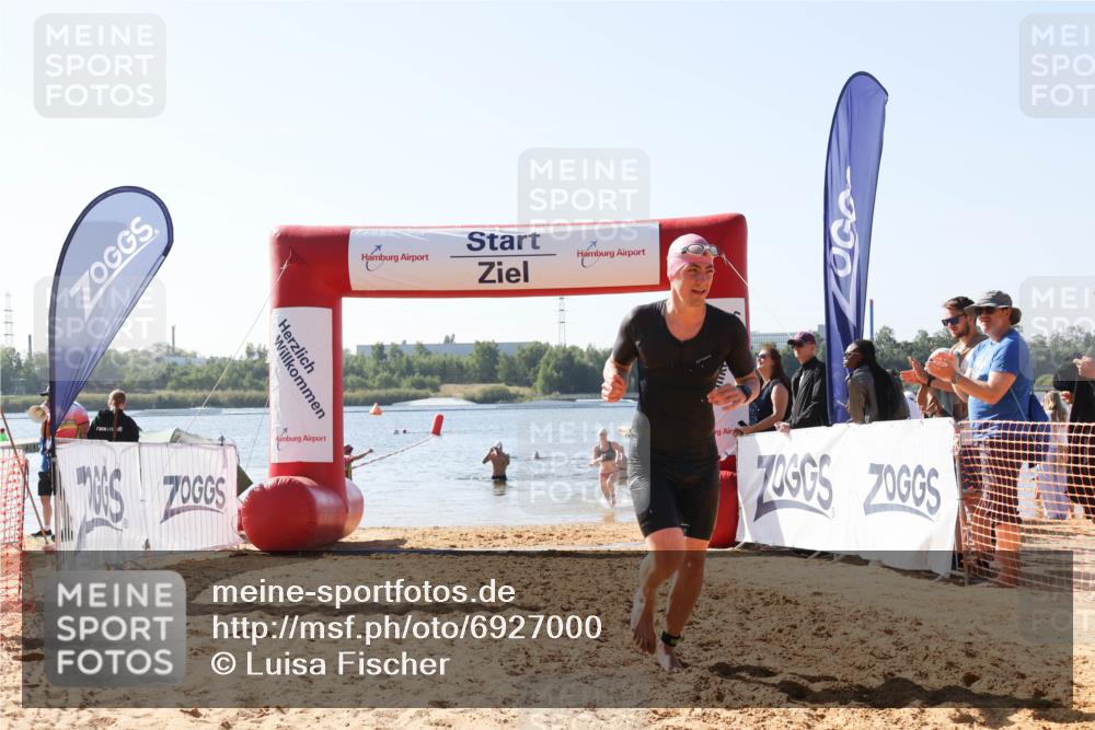 01.09.2024 - 17. Tribühne Triathlon Luisa Fischer http://msf.ph/oto/6927000 01.09.2024 11:01:59 Schwimmen 312, 398, 421 meine-sportfotos.de