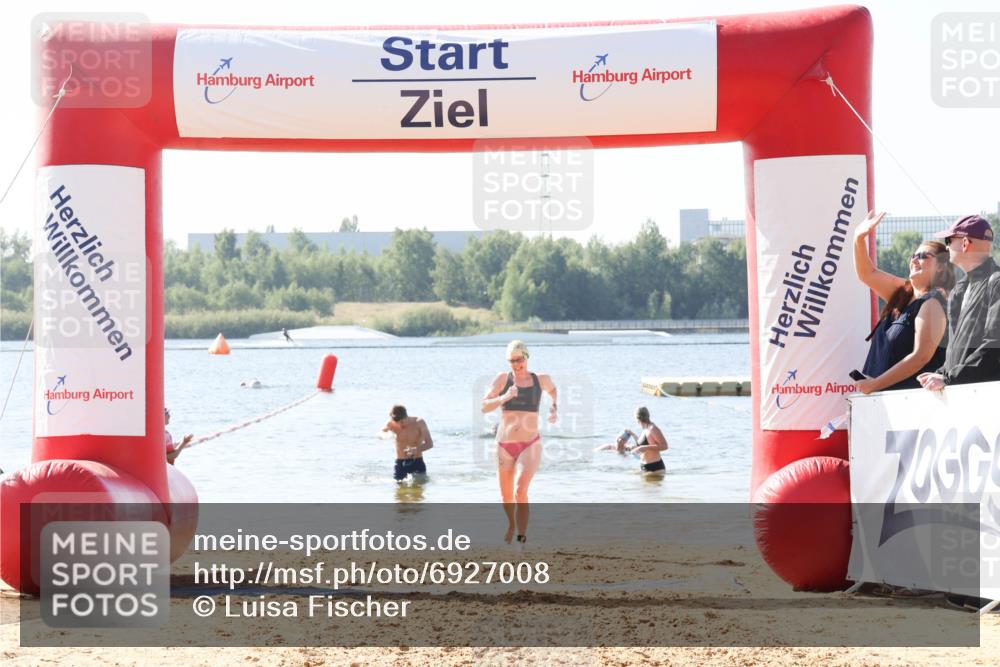 01.09.2024 - 17. Tribühne Triathlon Luisa Fischer http://msf.ph/oto/6927008 01.09.2024 11:02:01 Schwimmen 312, 398, 421 meine-sportfotos.de
