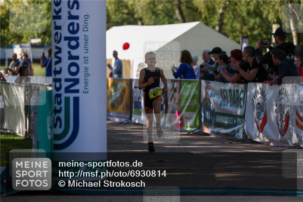 01.09.2024 - 17. Tribühne Triathlon Michael Strokosch http://msf.ph/oto/6930814 01.09.2024 09:47:37 Ziel 67, 89, 90, 106 meine-sportfotos.de