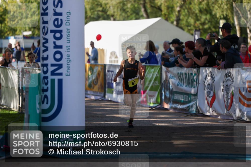 01.09.2024 - 17. Tribühne Triathlon Michael Strokosch http://msf.ph/oto/6930815 01.09.2024 09:47:38 Ziel 67, 89, 90, 106 meine-sportfotos.de