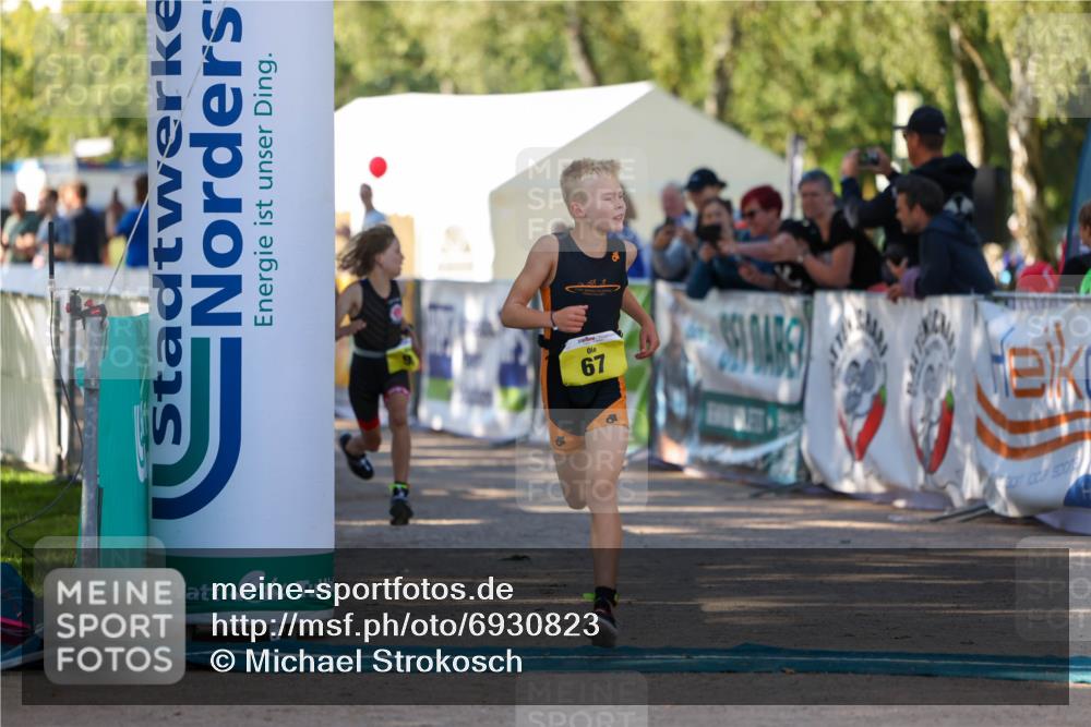 01.09.2024 - 17. Tribühne Triathlon Michael Strokosch http://msf.ph/oto/6930823 01.09.2024 09:47:39 Ziel 67, 89, 90, 106, 119 meine-sportfotos.de