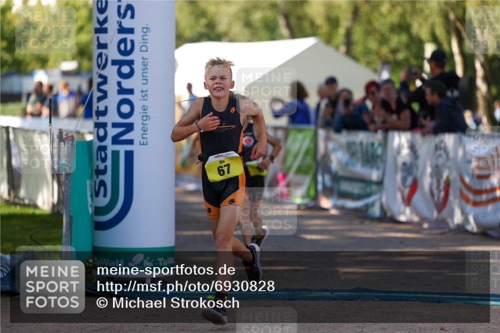 01.09.2024 - 17. Tribühne Triathlon Michael Strokosch http://msf.ph/oto/6930828 01.09.2024 09:47:40 Ziel 67, 89, 90, 106, 119 meine-sportfotos.de