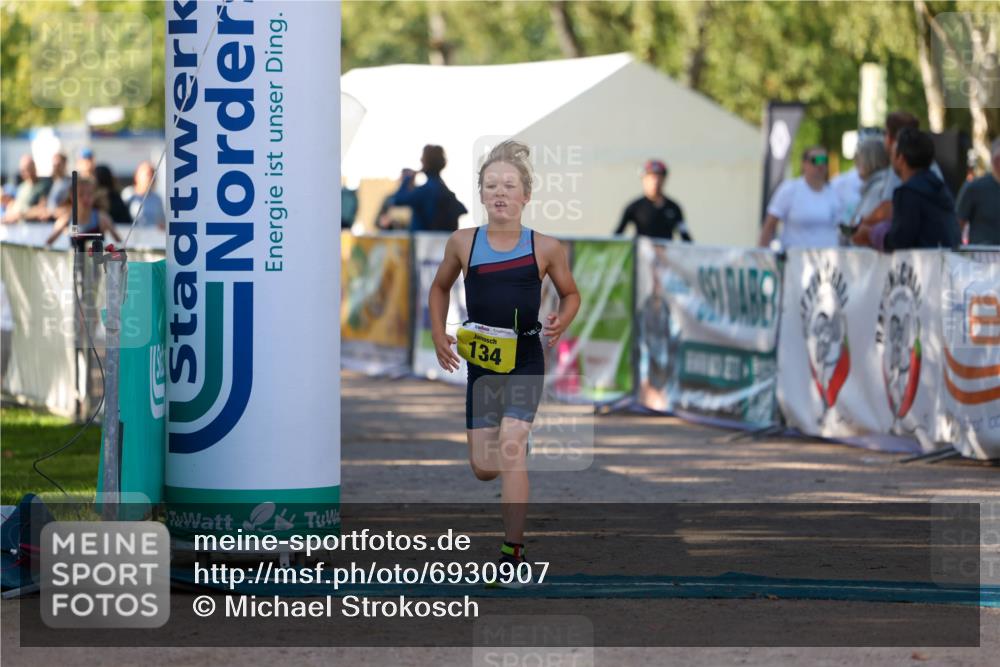 01.09.2024 - 17. Tribühne Triathlon Michael Strokosch http://msf.ph/oto/6930907 01.09.2024 09:48:54 Ziel 85, 134 meine-sportfotos.de