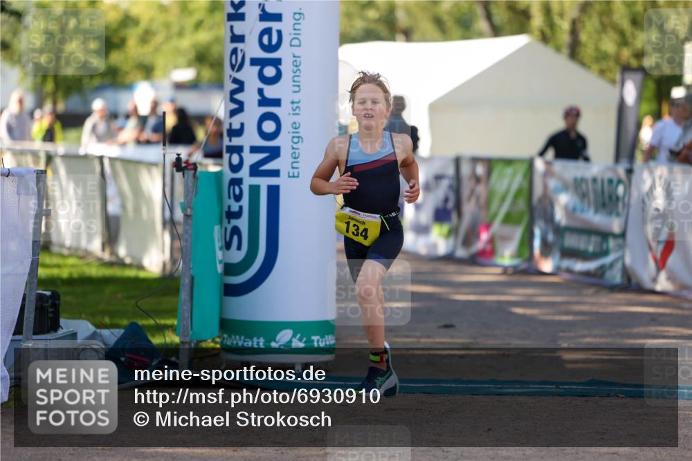 01.09.2024 - 17. Tribühne Triathlon Michael Strokosch http://msf.ph/oto/6930910 01.09.2024 09:48:55 Ziel 85, 134 meine-sportfotos.de