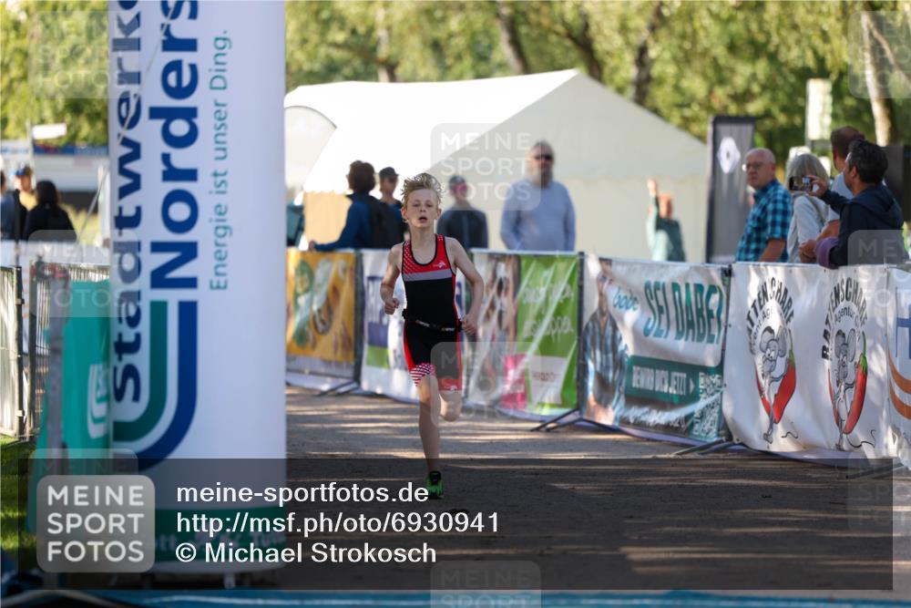 01.09.2024 - 17. Tribühne Triathlon Michael Strokosch http://msf.ph/oto/6930941 01.09.2024 09:49:15 Ziel 88, 133 meine-sportfotos.de