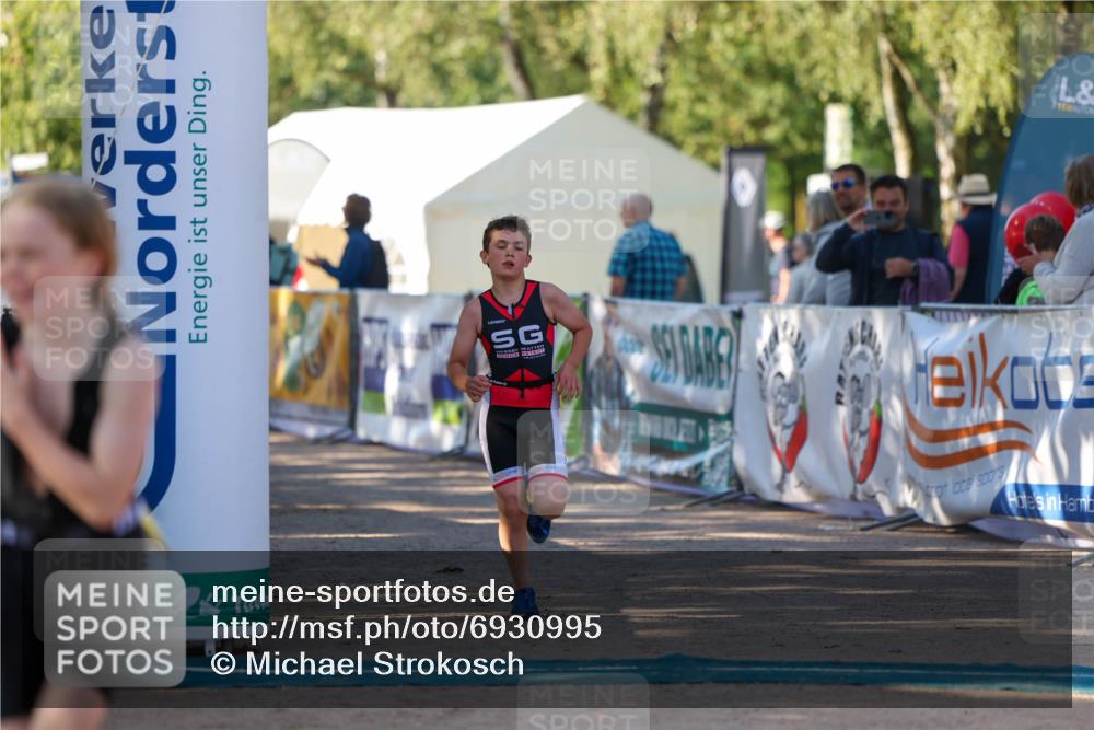 01.09.2024 - 17. Tribühne Triathlon Michael Strokosch http://msf.ph/oto/6930995 01.09.2024 09:49:31 Ziel 62, 68, 86 meine-sportfotos.de