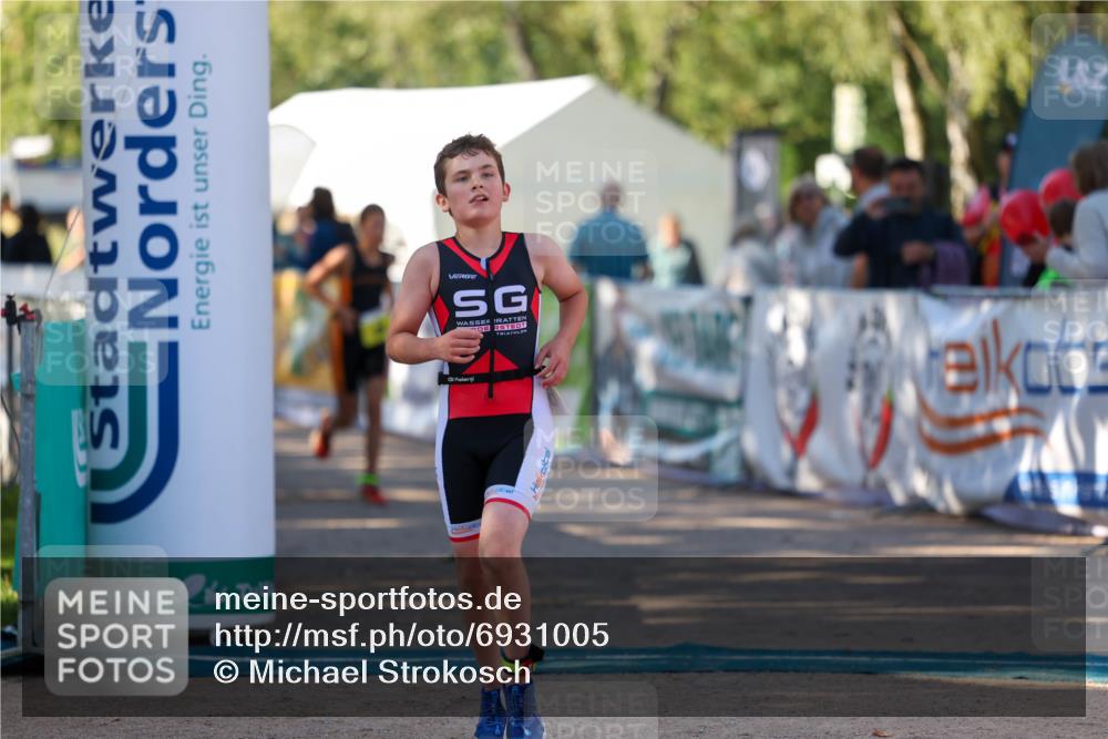 01.09.2024 - 17. Tribühne Triathlon Michael Strokosch http://msf.ph/oto/6931005 01.09.2024 09:49:33 Ziel 62, 68, 86 meine-sportfotos.de