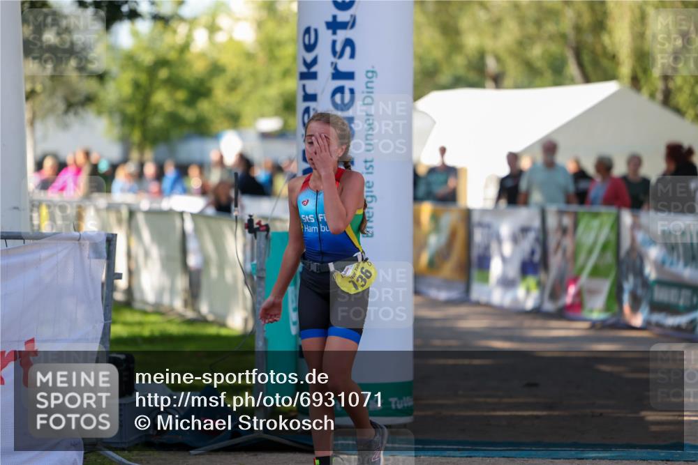 01.09.2024 - 17. Tribühne Triathlon Michael Strokosch http://msf.ph/oto/6931071 01.09.2024 09:49:54 Ziel 83, 136 meine-sportfotos.de