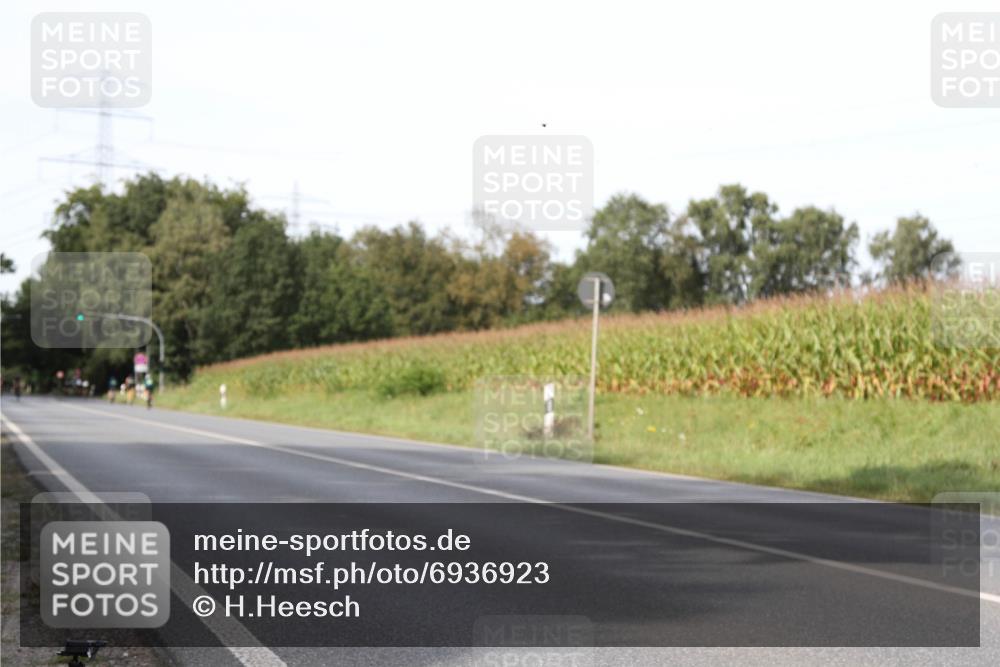 01.09.2024 - 17. Tribühne Triathlon H.Heesch http://msf.ph/oto/6936923 01.09.2024 15:43:48 Radfahren 1149, 1190, 1227, 1237 meine-sportfotos.de