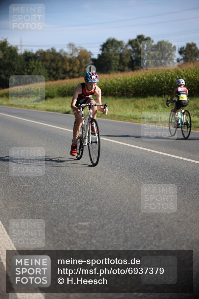 01.09.2024 - 17. Tribühne Triathlon H.Heesch http://msf.ph/oto/6937379 01.09.2024 09:40:18 Radfahren 65, 68, 85, 88 meine-sportfotos.de