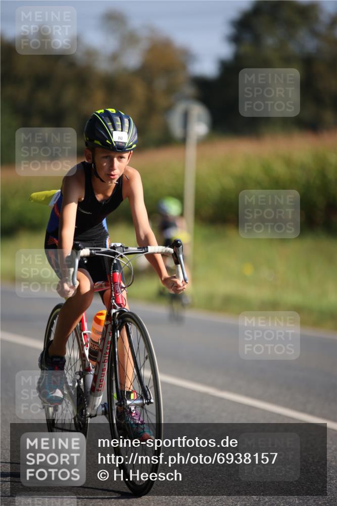 01.09.2024 - 17. Tribühne Triathlon H.Heesch http://msf.ph/oto/6938157 01.09.2024 09:43:23 Radfahren 80, 95, 123 meine-sportfotos.de