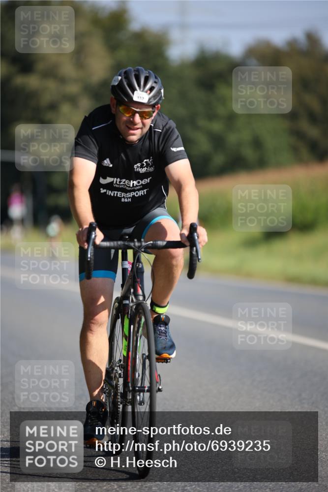 01.09.2024 - 17. Tribühne Triathlon H.Heesch http://msf.ph/oto/6939235 01.09.2024 10:29:58 Radfahren 152, 181, 265, 277, 296, 1070 meine-sportfotos.de