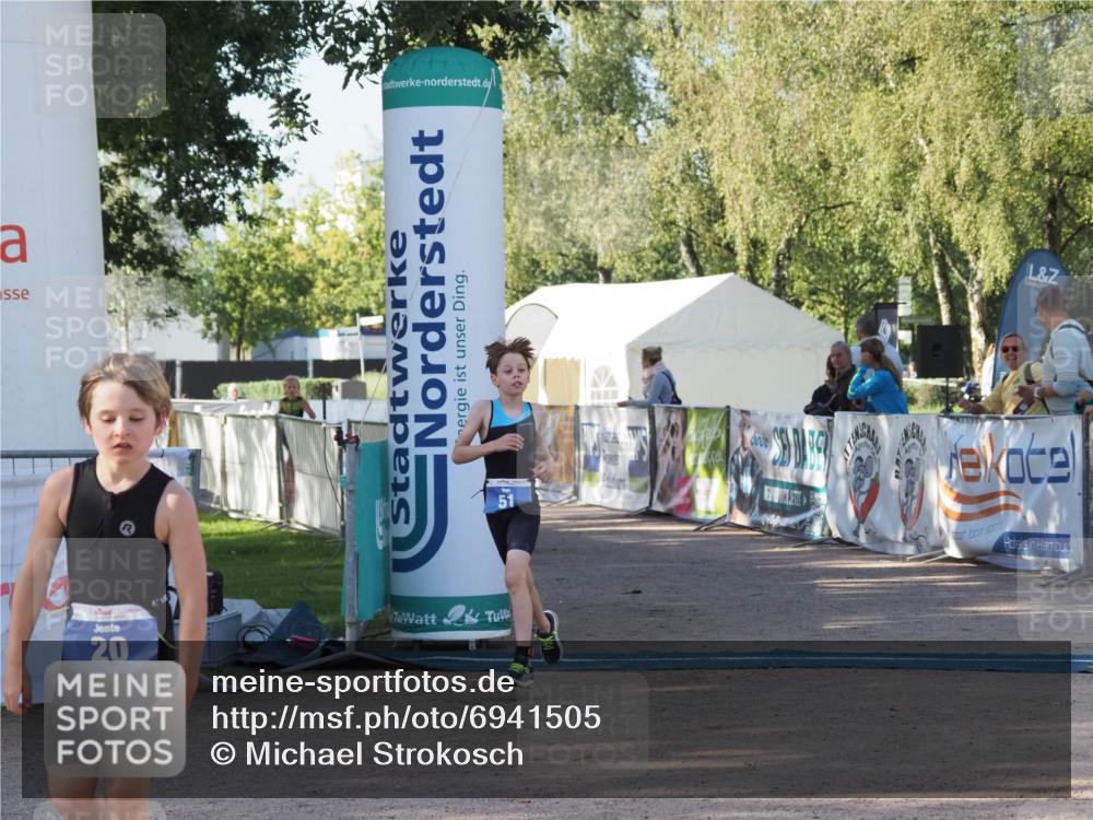 01.09.2024 - 17. Tribühne Triathlon Michael Strokosch http://msf.ph/oto/6941505 01.09.2024 09:14:52 Ziel 33, 51 meine-sportfotos.de