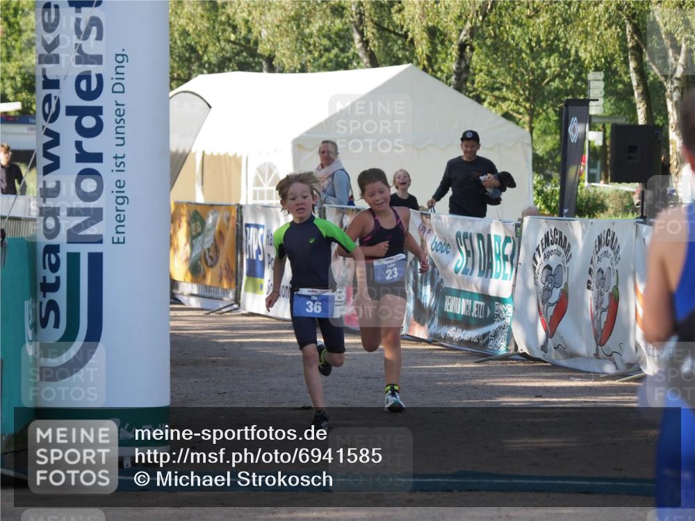 01.09.2024 - 17. Tribühne Triathlon Michael Strokosch http://msf.ph/oto/6941585 01.09.2024 09:15:55 Ziel 23, 36 meine-sportfotos.de