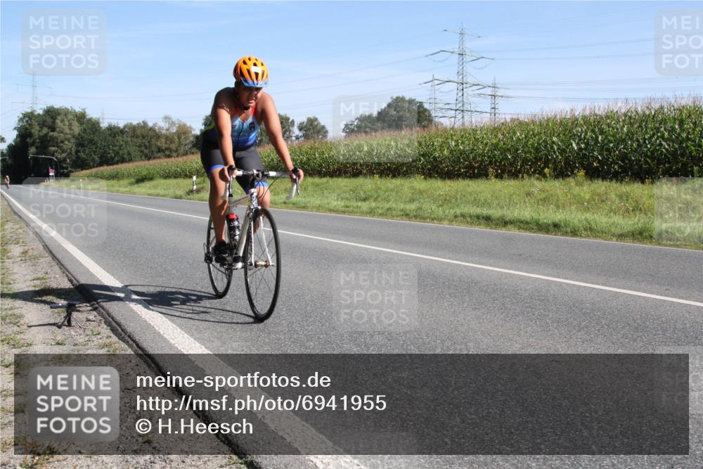 01.09.2024 - 17. Tribühne Triathlon H.Heesch http://msf.ph/oto/6941955 01.09.2024 10:48:21 Radfahren 108, 171 meine-sportfotos.de