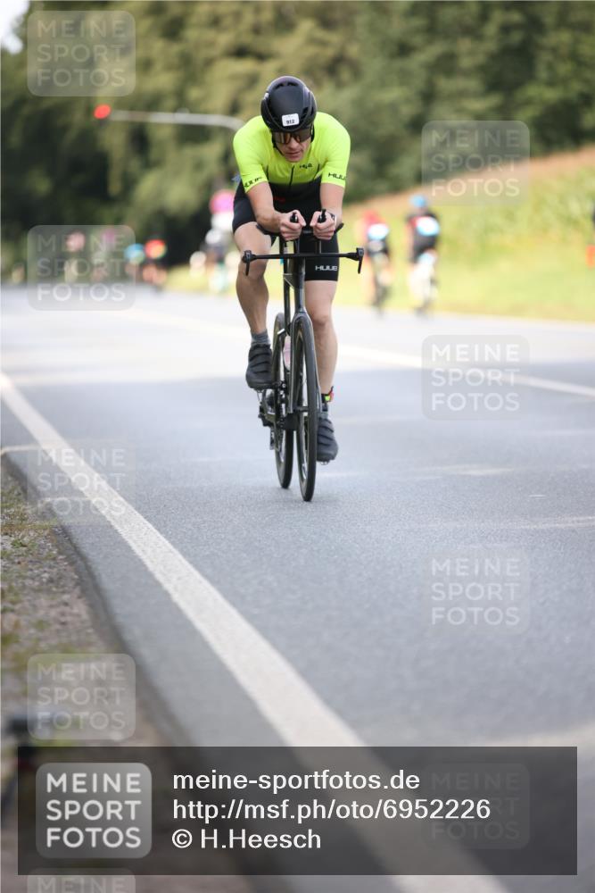 01.09.2024 - 17. Tribühne Triathlon H.Heesch http://msf.ph/oto/6952226 01.09.2024 15:43:30 Radfahren 912, 1224, 1225, 1282 meine-sportfotos.de