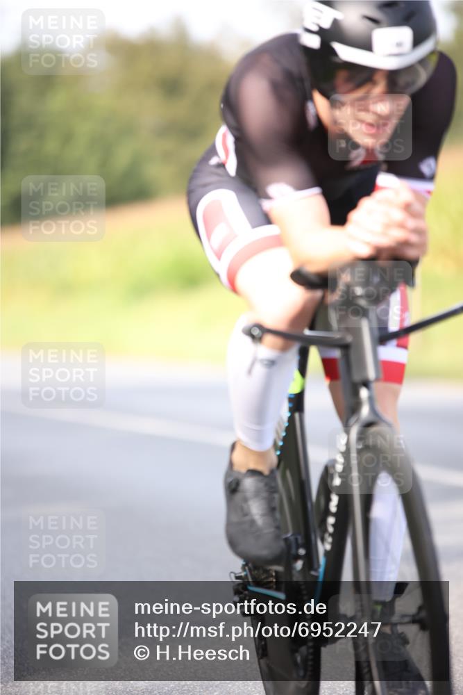 01.09.2024 - 17. Tribühne Triathlon H.Heesch http://msf.ph/oto/6952247 01.09.2024 15:43:45 Radfahren 1149, 1190, 1227, 1237 meine-sportfotos.de