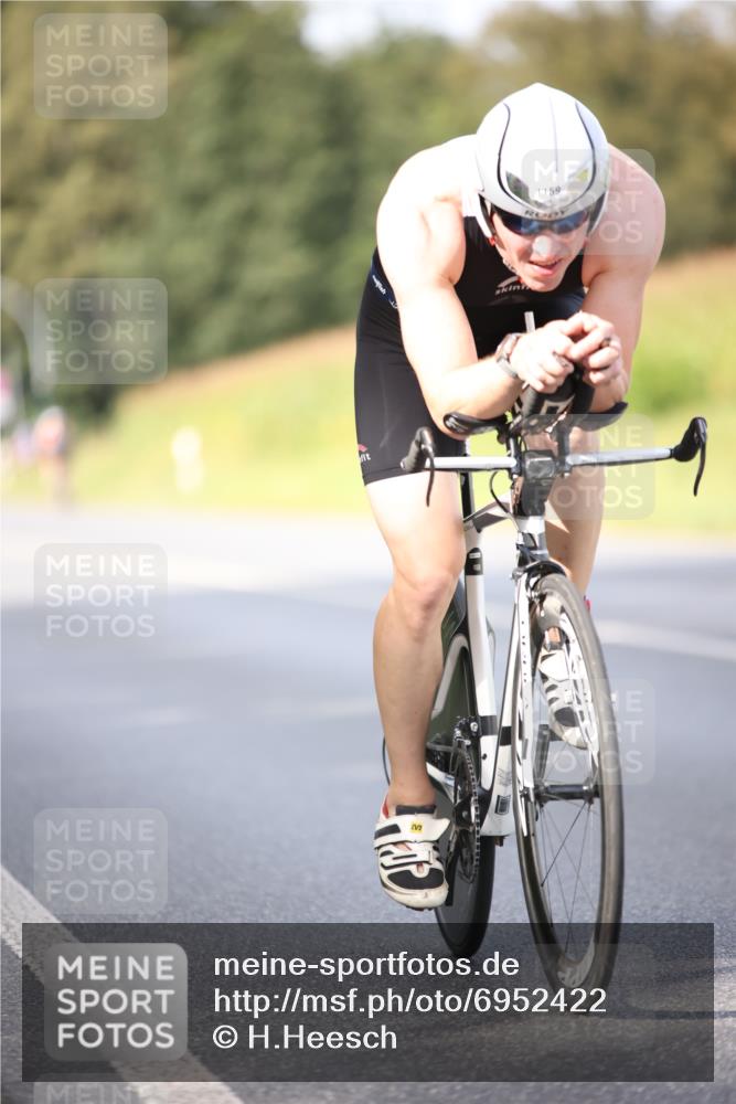 01.09.2024 - 17. Tribühne Triathlon H.Heesch http://msf.ph/oto/6952422 01.09.2024 15:45:42 Radfahren 1159, 1259, 1442 meine-sportfotos.de