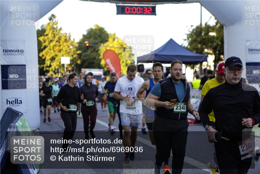 01.09.2024 - BARMER Alsterlauf Kathrin Stürmer Photography http://msf.ph/oto/6969036 01.09.2024 08:58:58 Ziel  meine-sportfotos.de