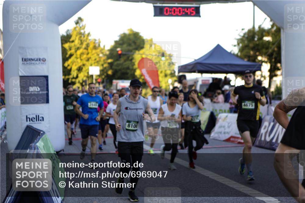 01.09.2024 - BARMER Alsterlauf Kathrin Stürmer Photography http://msf.ph/oto/6969047 01.09.2024 08:59:10 Ziel  meine-sportfotos.de