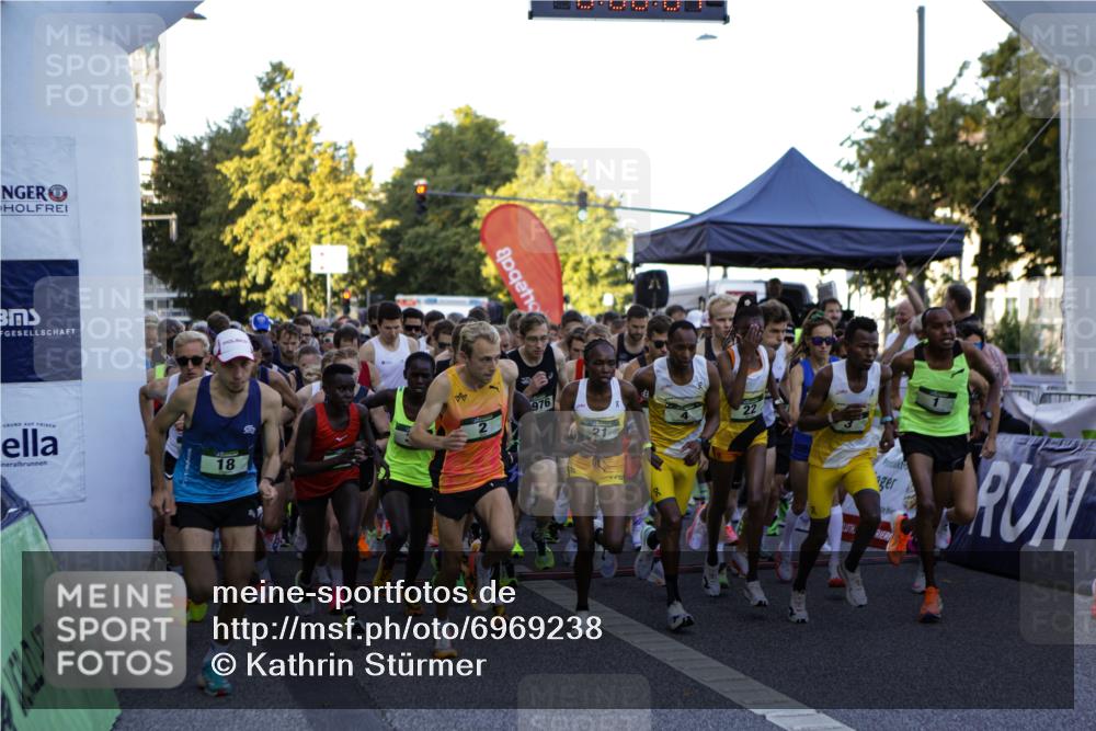 01.09.2024 - BARMER Alsterlauf Kathrin Stürmer Photography http://msf.ph/oto/6969238 01.09.2024 08:58:26 Ziel  meine-sportfotos.de