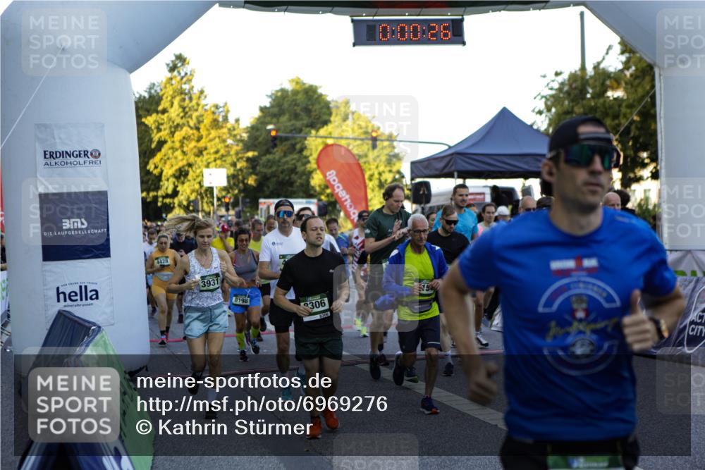01.09.2024 - BARMER Alsterlauf Kathrin Stürmer Photography http://msf.ph/oto/6969276 01.09.2024 08:58:51 Ziel  meine-sportfotos.de