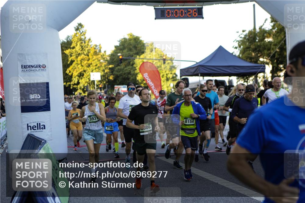 01.09.2024 - BARMER Alsterlauf Kathrin Stürmer Photography http://msf.ph/oto/6969277 01.09.2024 08:58:51 Ziel  meine-sportfotos.de
