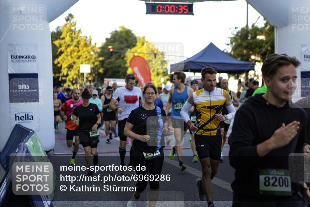 01.09.2024 - BARMER Alsterlauf Kathrin Stürmer Photography http://msf.ph/oto/6969286 01.09.2024 08:59:01 Ziel  meine-sportfotos.de