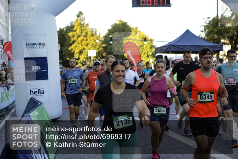 01.09.2024 - BARMER Alsterlauf Kathrin Stürmer Photography http://msf.ph/oto/6969317 01.09.2024 08:59:36 Ziel  meine-sportfotos.de