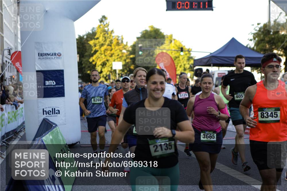01.09.2024 - BARMER Alsterlauf Kathrin Stürmer Photography http://msf.ph/oto/6969318 01.09.2024 08:59:36 Ziel  meine-sportfotos.de