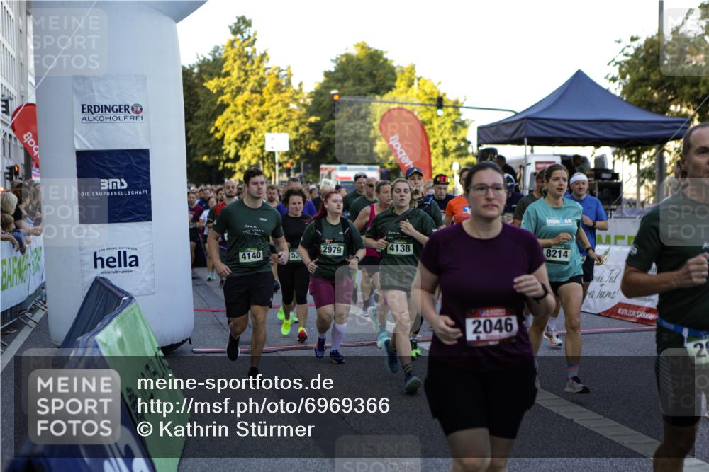 01.09.2024 - BARMER Alsterlauf Kathrin Stürmer Photography http://msf.ph/oto/6969366 01.09.2024 09:01:26 Ziel  meine-sportfotos.de