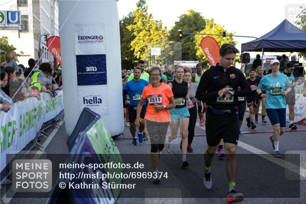 01.09.2024 - BARMER Alsterlauf Kathrin Stürmer Photography http://msf.ph/oto/6969374 01.09.2024 09:01:48 Ziel  meine-sportfotos.de