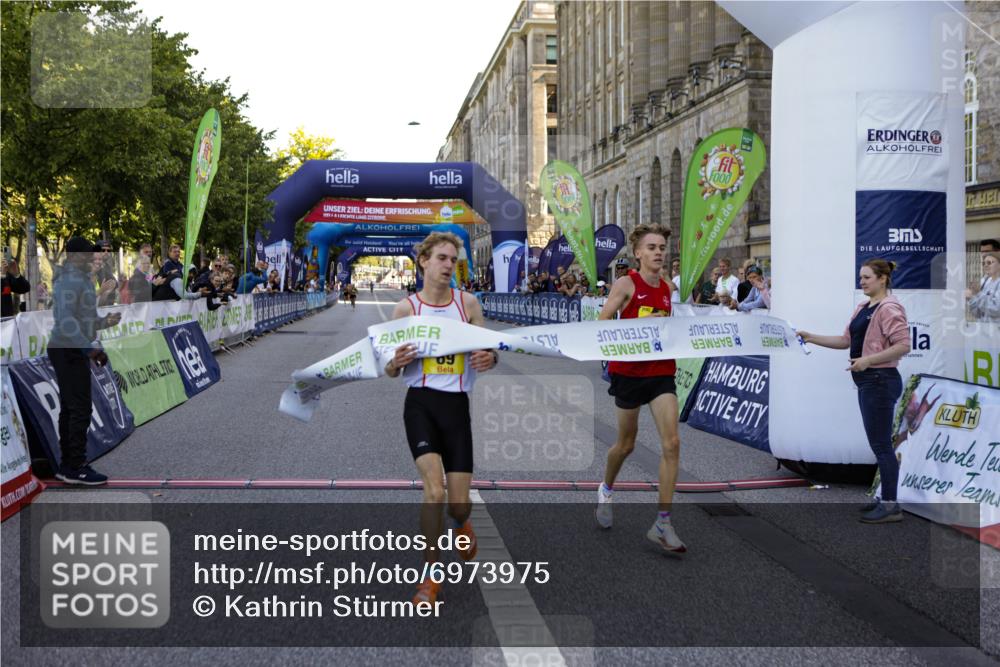 01.09.2024 - BARMER Alsterlauf Kathrin Stürmer Photography http://msf.ph/oto/6973975 01.09.2024 11:15:13 Ziel 69, 75 meine-sportfotos.de