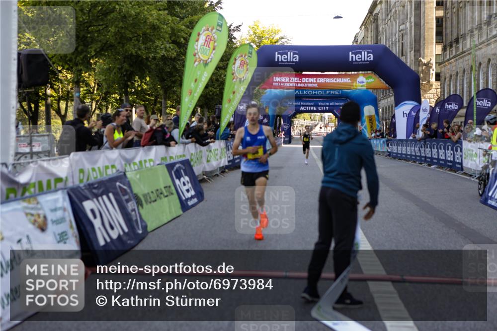 01.09.2024 - BARMER Alsterlauf Kathrin Stürmer Photography http://msf.ph/oto/6973984 01.09.2024 11:15:39 Ziel 52, 56, 64, 66, 70 meine-sportfotos.de