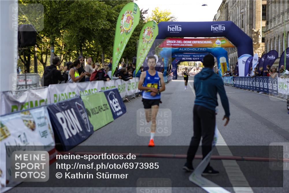 01.09.2024 - BARMER Alsterlauf Kathrin Stürmer Photography http://msf.ph/oto/6973985 01.09.2024 11:15:40 Ziel 52, 56, 64, 66 meine-sportfotos.de
