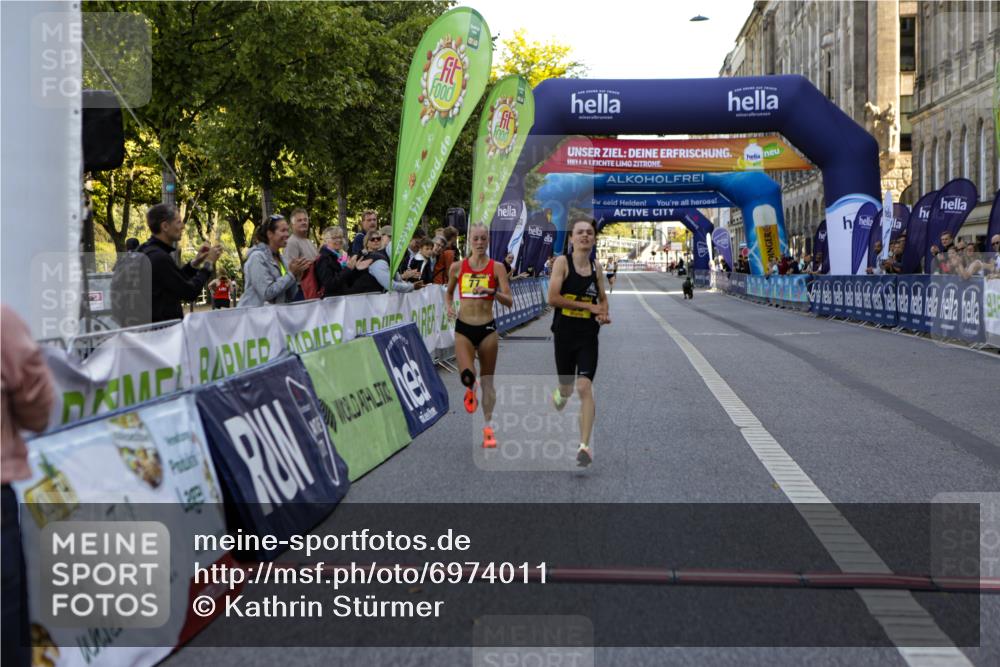 01.09.2024 - BARMER Alsterlauf Kathrin Stürmer Photography http://msf.ph/oto/6974011 01.09.2024 11:16:35 Ziel 53, 77 meine-sportfotos.de