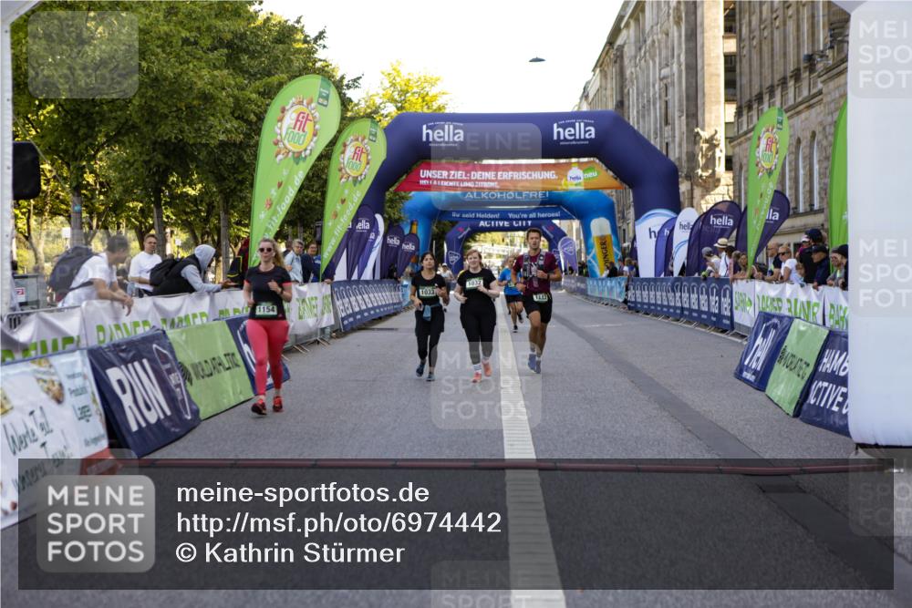 01.09.2024 - BARMER Alsterlauf Kathrin Stürmer Photography http://msf.ph/oto/6974442 01.09.2024 11:38:46 Ziel 1032, 1033, 1154, 1031, 1113, 8311 meine-sportfotos.de