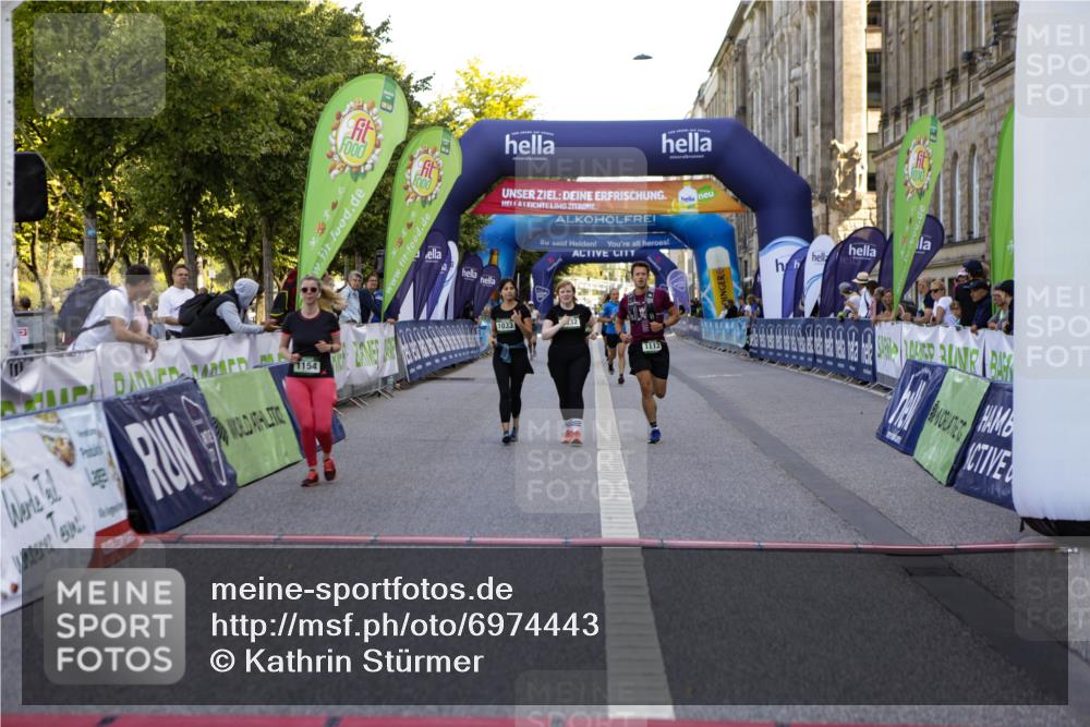 01.09.2024 - BARMER Alsterlauf Kathrin Stürmer Photography http://msf.ph/oto/6974443 01.09.2024 11:38:47 Ziel 1032, 1033, 1154, 1031, 1113, 8311 meine-sportfotos.de