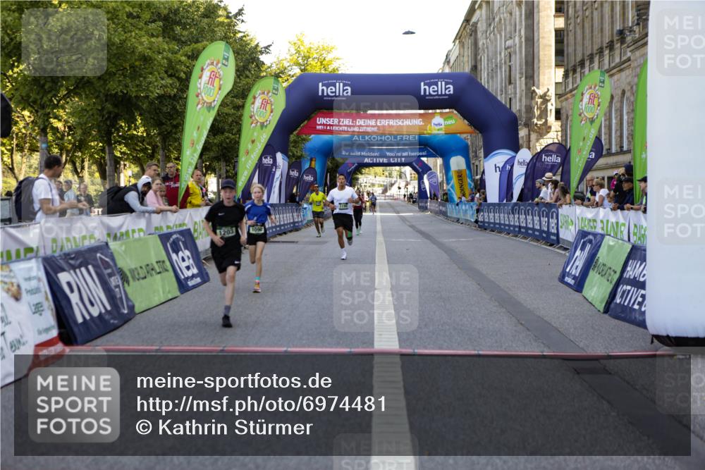 01.09.2024 - BARMER Alsterlauf Kathrin Stürmer Photography http://msf.ph/oto/6974481 01.09.2024 11:39:34 Ziel 1050, 1090, 1148, 1195, 1203 meine-sportfotos.de