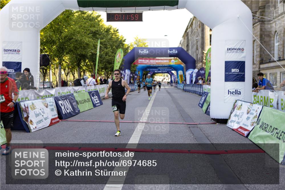 01.09.2024 - BARMER Alsterlauf Kathrin Stürmer Photography http://msf.ph/oto/6974685 01.09.2024 11:41:58 Ziel 8339, 1007, 1034, 1035, 1041, 1117, 1123, 1125, 1208, 1231, 8009, 8127 meine-sportfotos.de