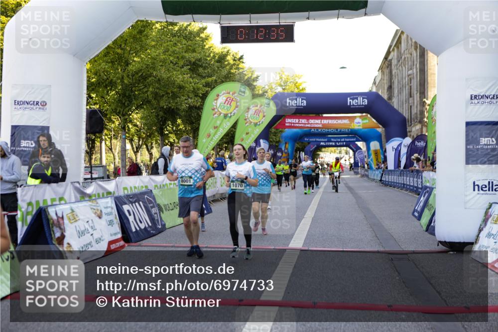 01.09.2024 - BARMER Alsterlauf Kathrin Stürmer Photography http://msf.ph/oto/6974733 01.09.2024 11:42:34 Ziel 1038, 1057, 1064, 1065, 1070, 1211, 1222, 8001, 8208 meine-sportfotos.de